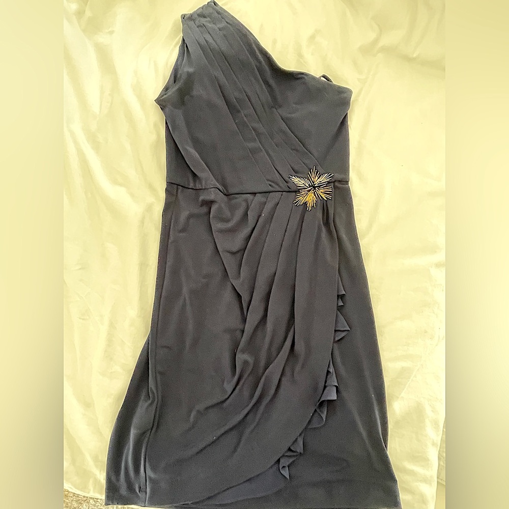 Max & Cleo navy blue one shoulder dress. Size 6